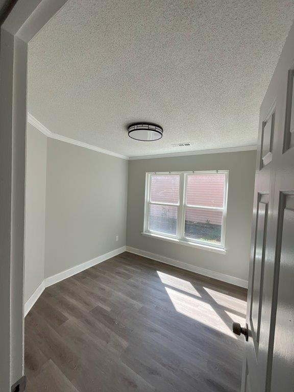 Building Photo - "Newly renovated home in well located community for rent"