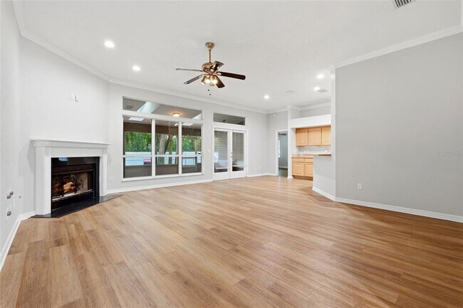Building Photo - 1111 SW 80th Dr