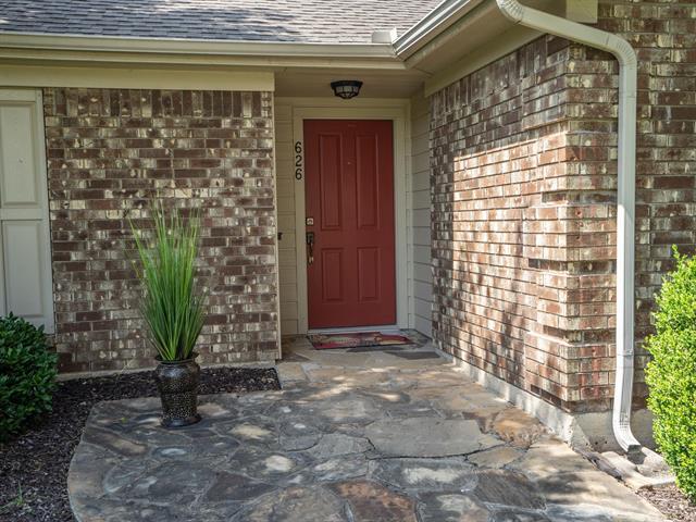 Building Photo - 626 Cribbs Dr