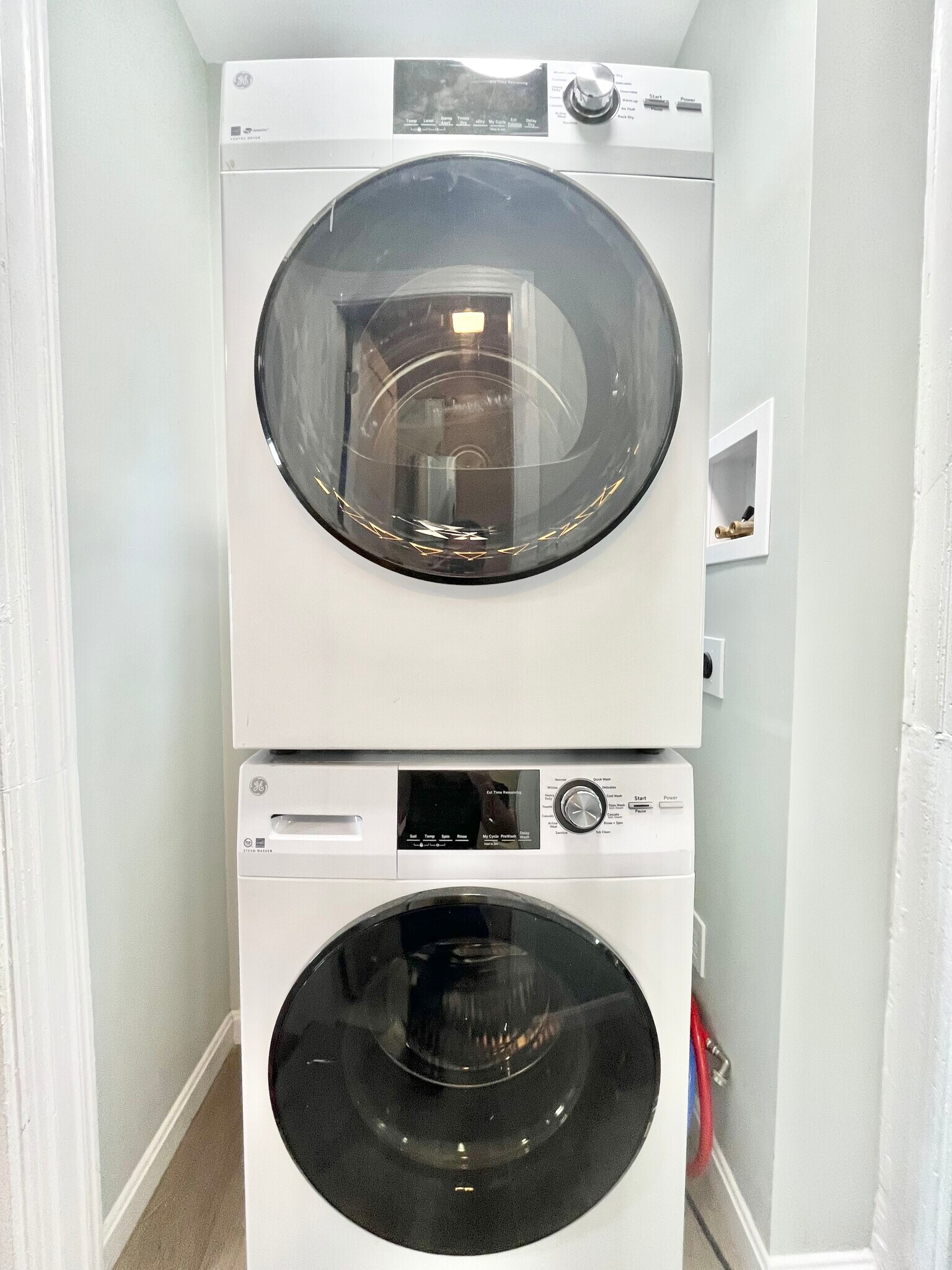 Building Photo - 49 Forbes St