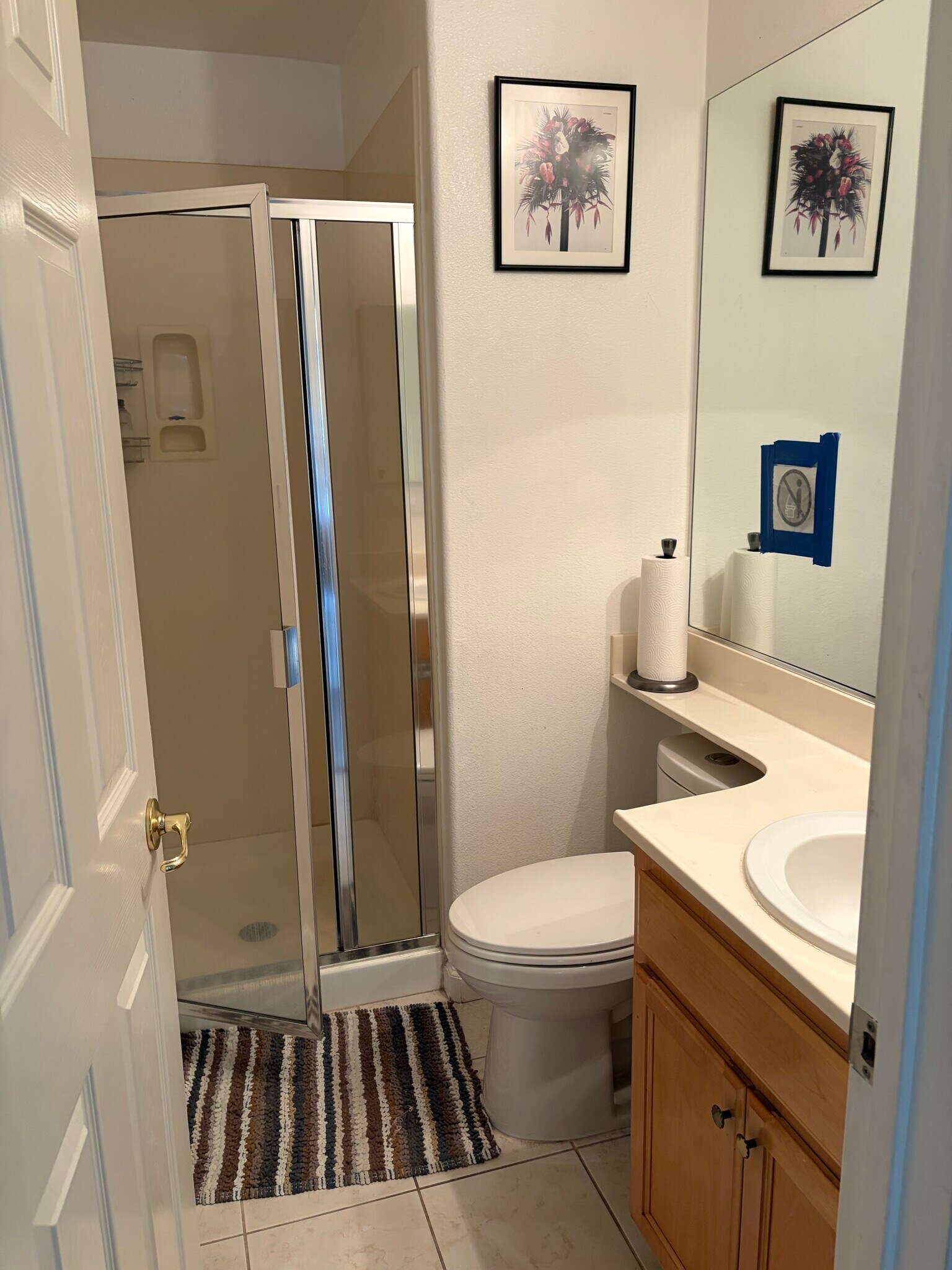 Building Photo - 5497 Bellevue Cir