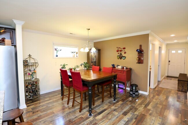 Building Photo - 71 Carina Ln