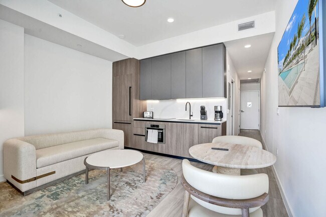 Primary Photo - 580 72nd St