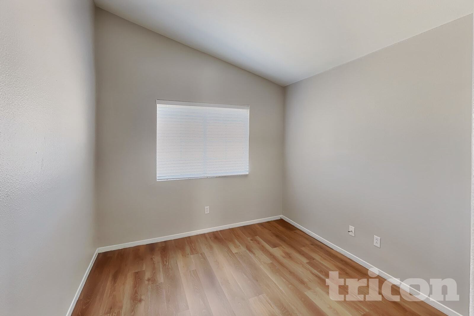 Building Photo - 1121 Indian Hedge Dr