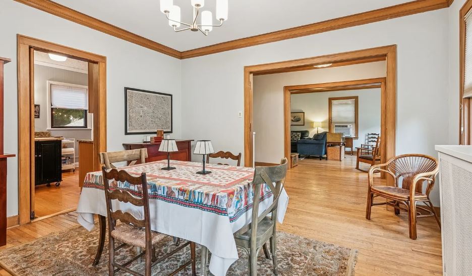 Building Photo - 820 N Oak Park Ave