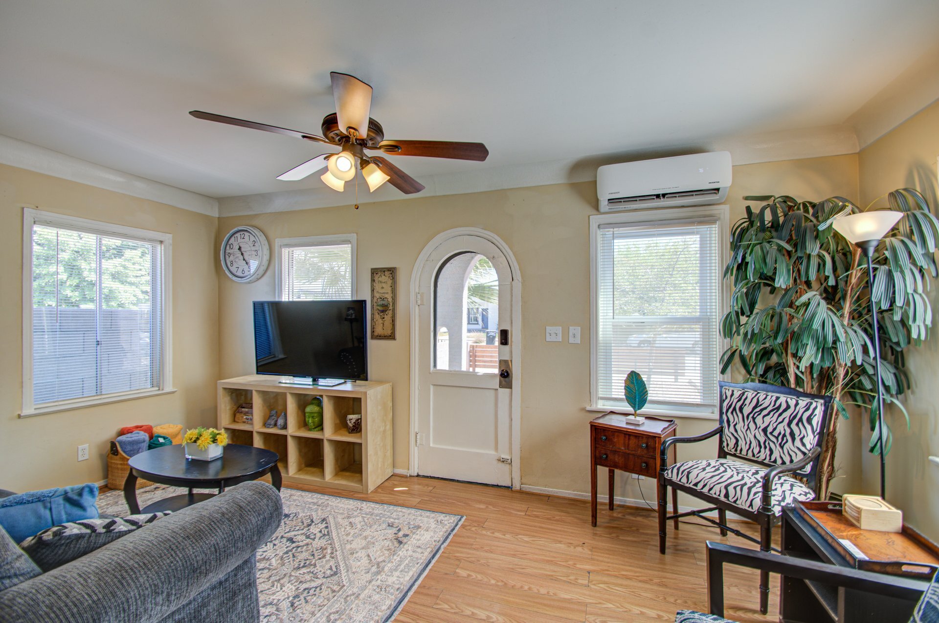 Building Photo - 326 N 12th St