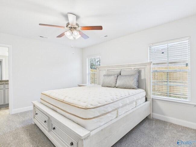 Building Photo - 15251 Lapwing Cv