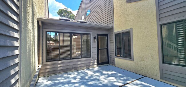 Building Photo - Ocean Pines II - Stunning Coastal Townhome – Just 4 Blocks from the Ocean in Surfside Beach!