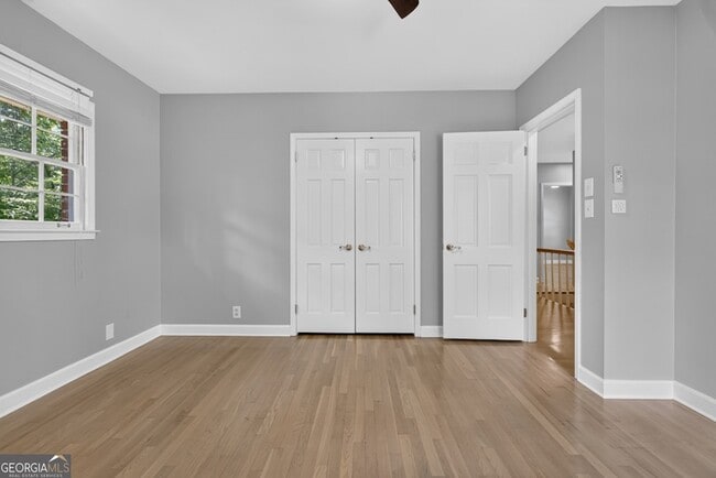 Building Photo - 4854 Springfield Dr