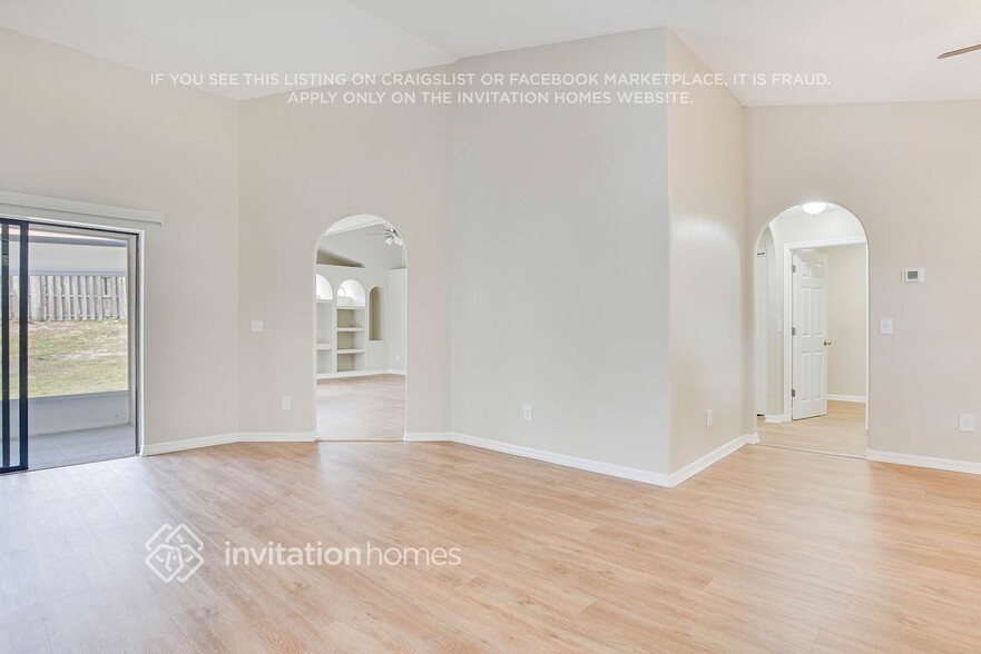 Building Photo - 2621 Alclobe Cir