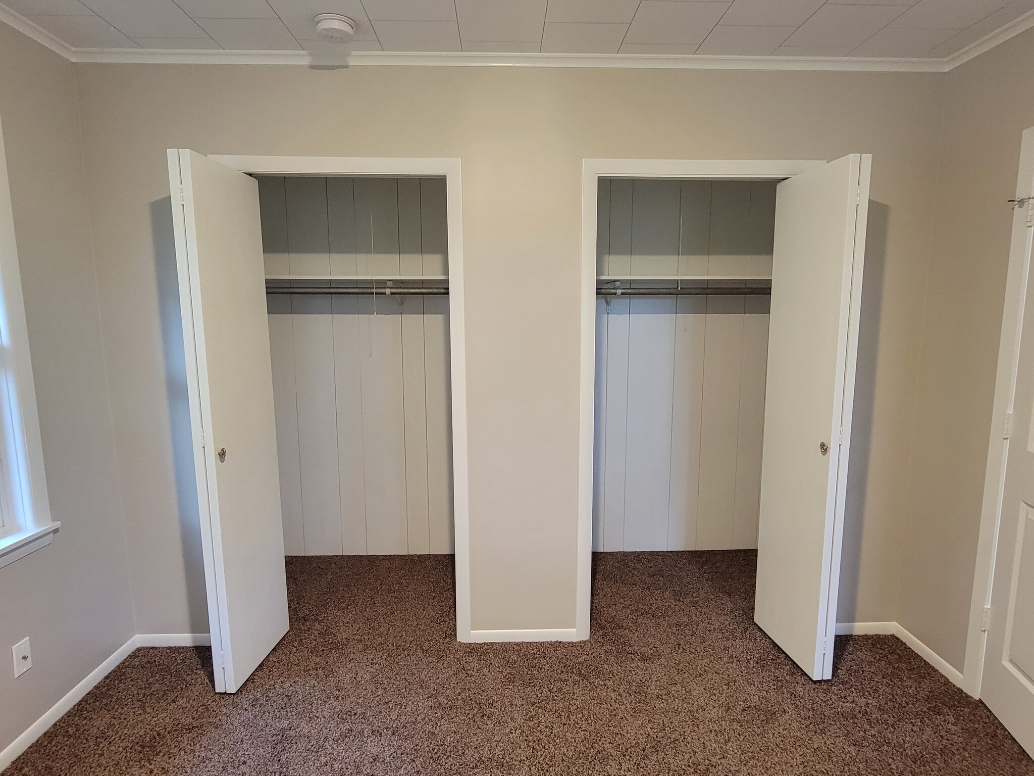 Main bedroom closets - 308 Lewis St S