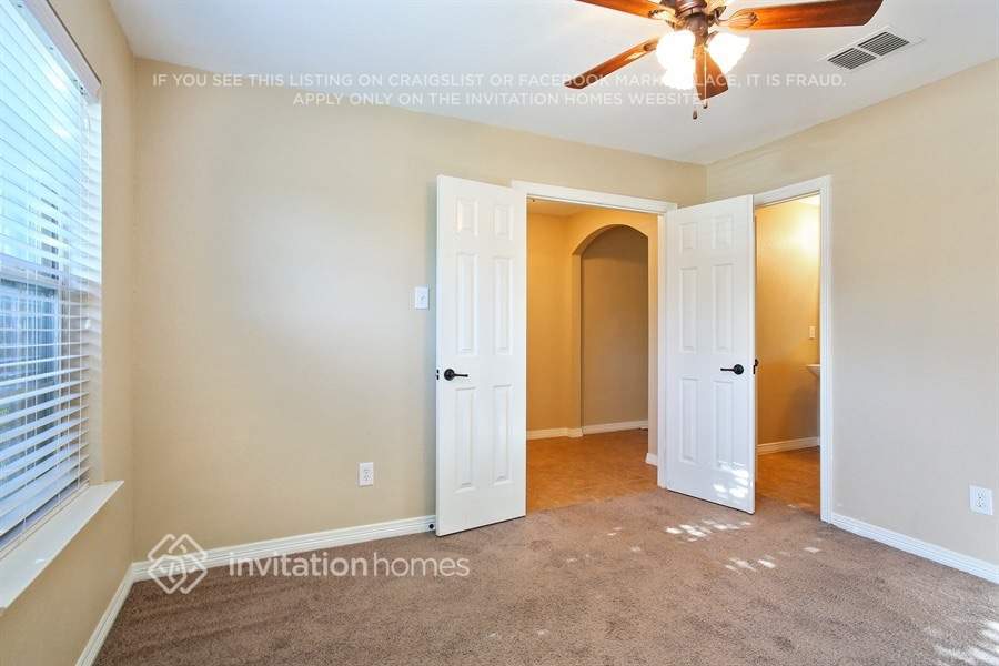 Building Photo - 2206 Brandy Dr