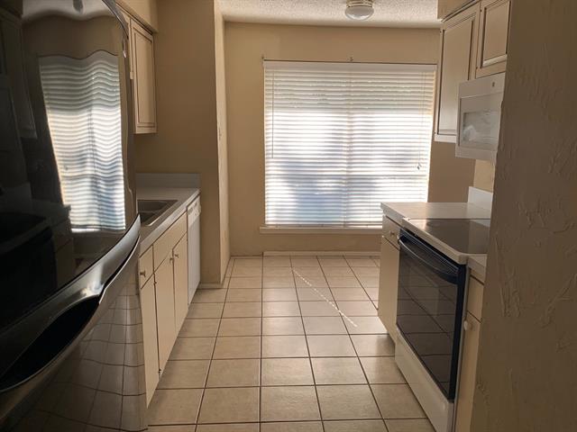 Building Photo - 5509 Knights Ct