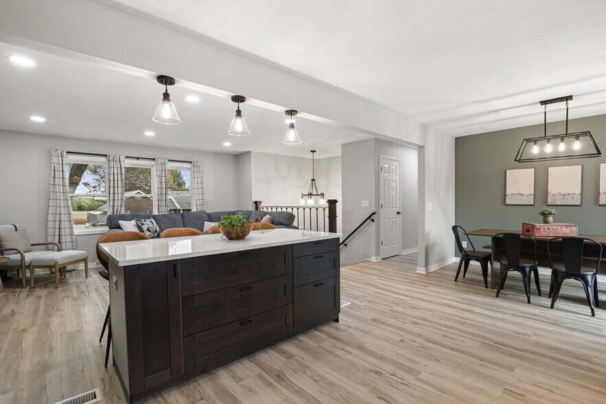 Building Photo - 6090 Rattman Rd