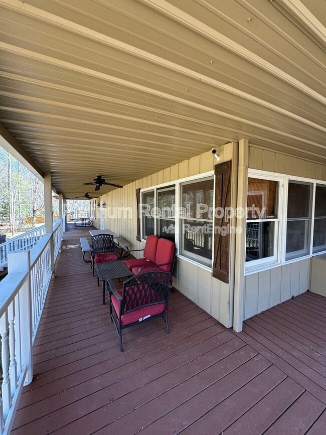 Building Photo - 971 Mountain Cove Rd