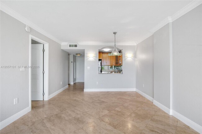 Building Photo - 13120 SW 92nd Ave