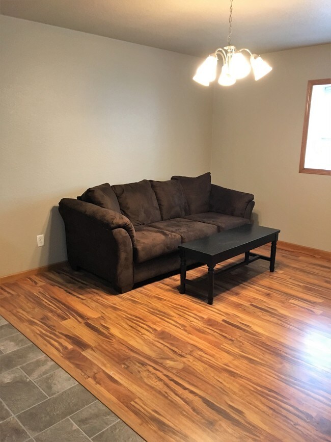 Theater Apartments 117 W Main St Beulah ND 58523 Apartment Finder