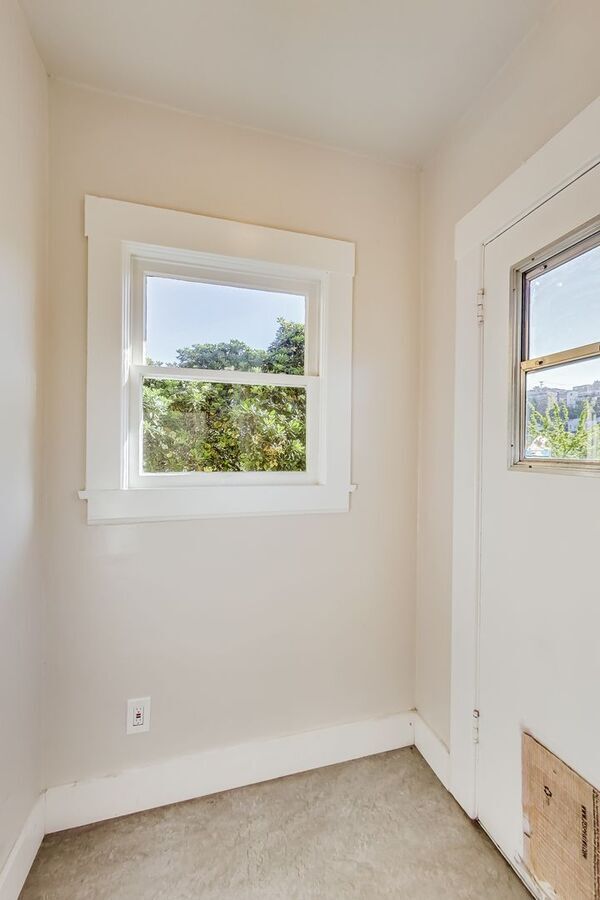 Building Photo - 508 Valle Vista Ave