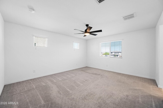 Building Photo - 8926 W Oregon Ave