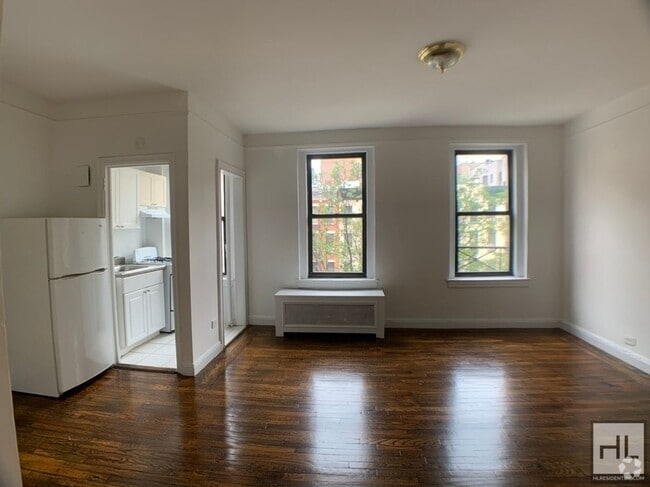 Building Photo - 401 E 58th St