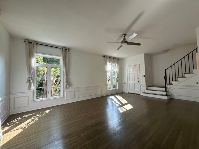 Building Photo - 1407 Laurel Ave