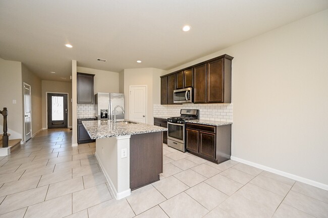 Building Photo - 7534 Flintrock Hollow Trail