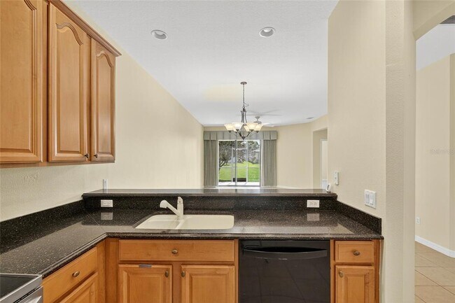 Building Photo - 5845 Sunset Falls Dr