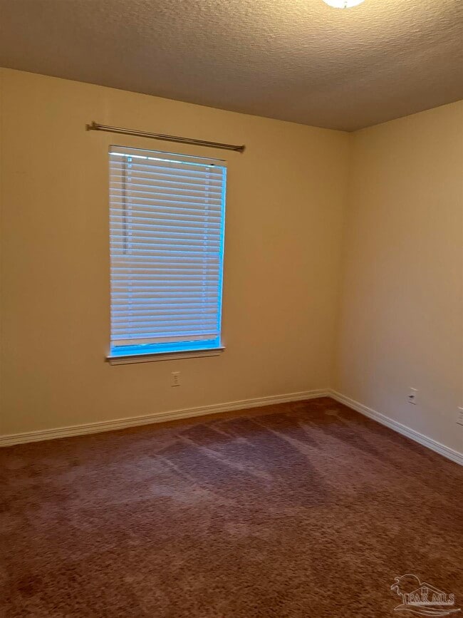 Building Photo - 543 Batten Blvd
