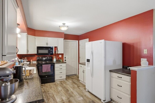 Building Photo - 2307 Sears Ct