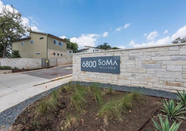 Building Photo - 6800 Menchaca Rd