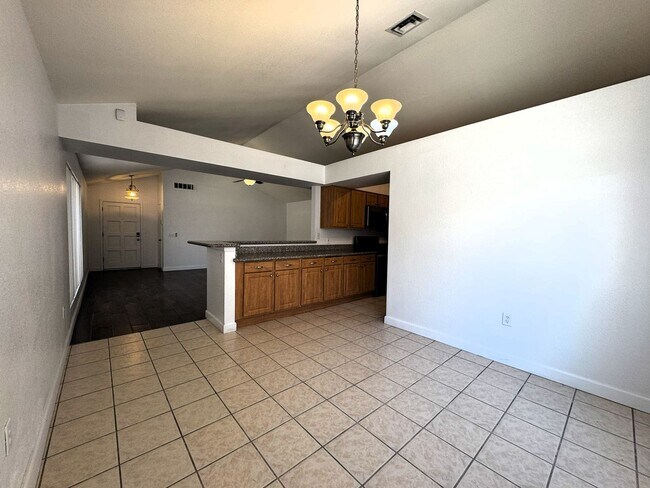Building Photo - 3 BEDROOM WITH FIREPLACE AND LVP PLANK FLO...
