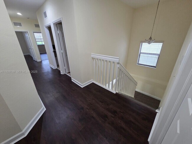 Building Photo - 8841 W 34th Ct