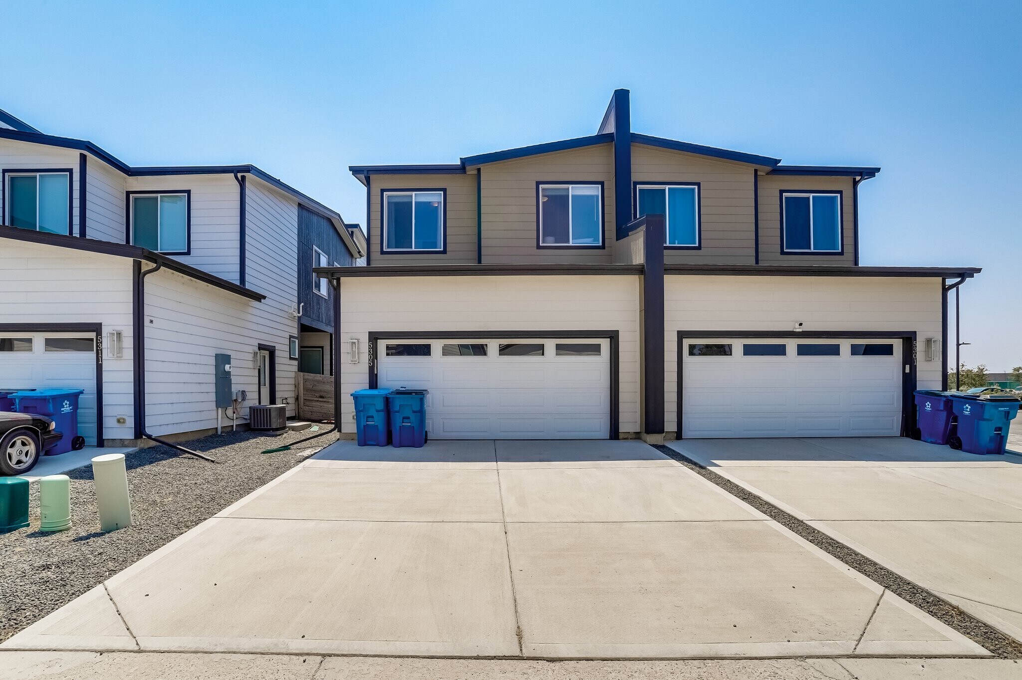 Building Photo - 5305 E 63rd Pl