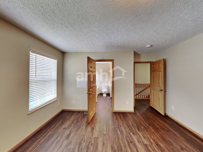 Building Photo - 3621 Lifestyle Blvd