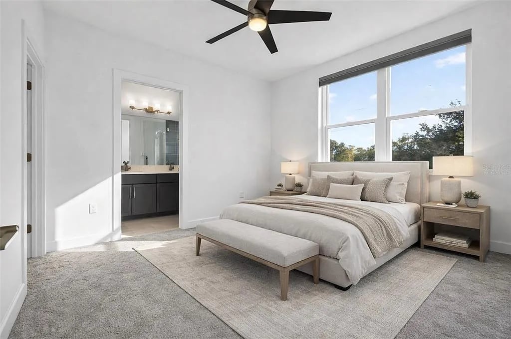 Building Photo - 104 26th St N