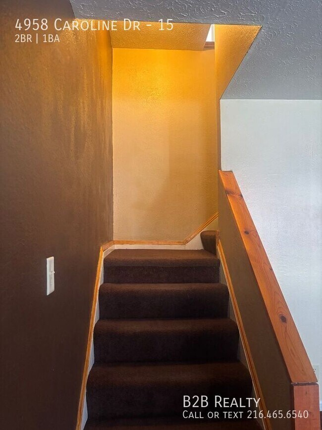 Building Photo - 4958 Caroline Dr