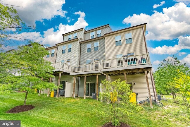 Building Photo - 7246 Winding Hills Dr