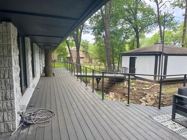Building Photo - Newly Renovated, 3-Bed Home in South Tulsa