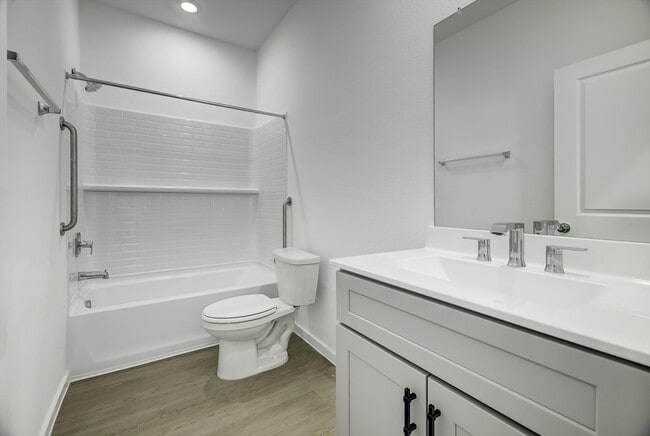 Building Photo - 519 Louis Ln