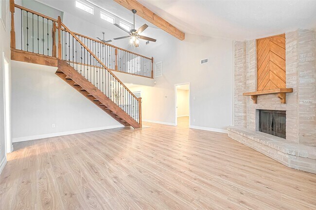 Building Photo - 2446 Long Reach Dr