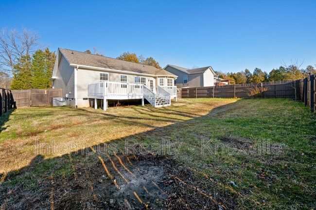 Building Photo - 7411 Cascade Meadows Way