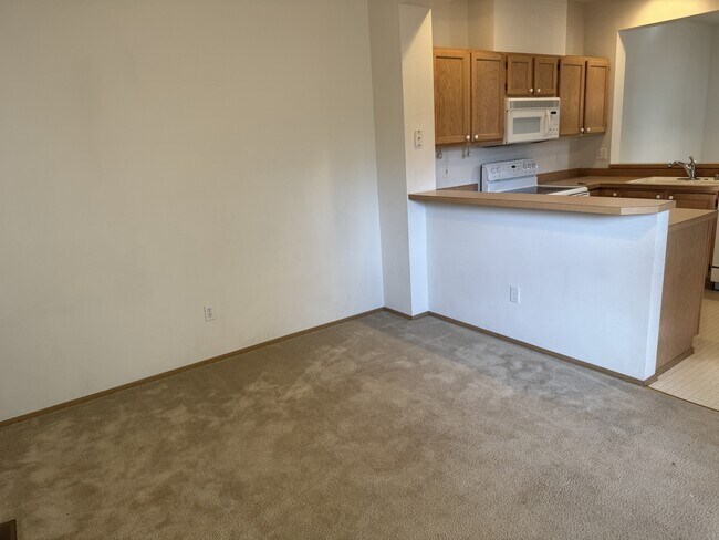 Building Photo - 11634 Breckenridge Ln NW