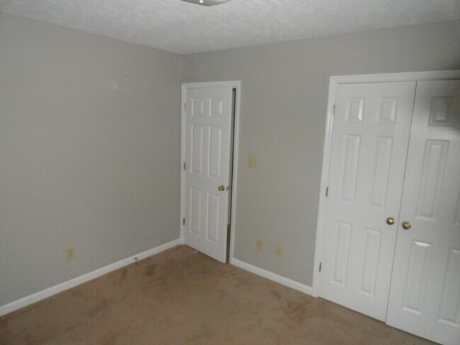 Building Photo - 5513 Brown St