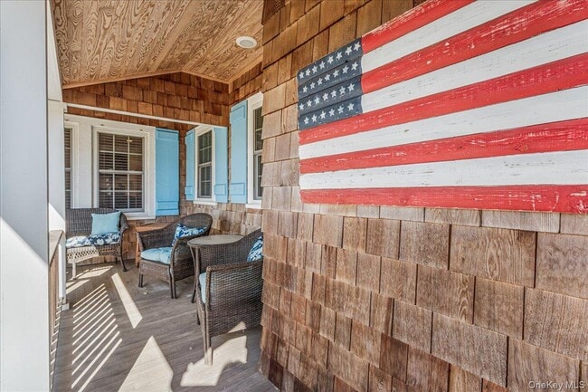 Building Photo - 60 Lilac Rd