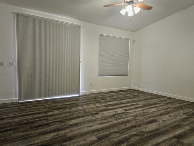 Building Photo - 1701 E Kramer St