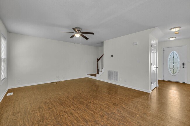 Building Photo - 2701 Hidden Ridge Ct