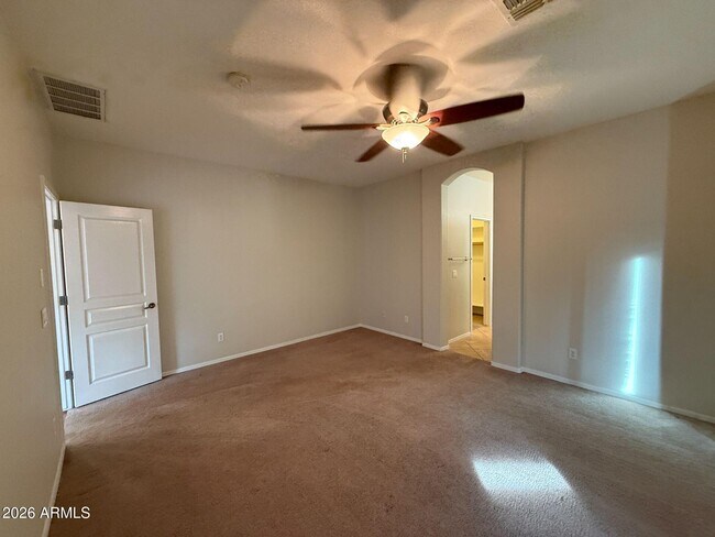 Building Photo - 14641 W Hearn Rd