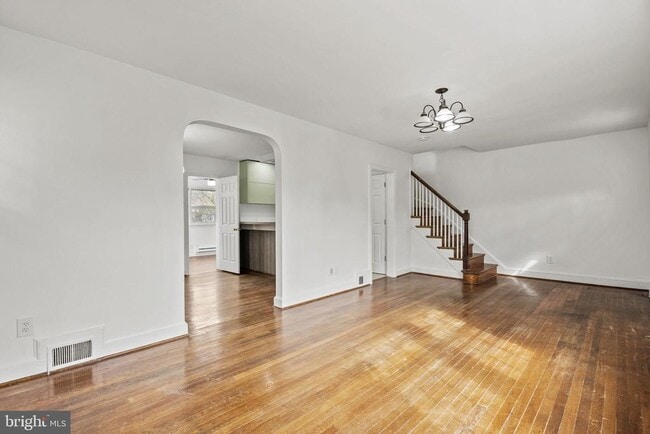 Building Photo - 1807 41st Pl SE