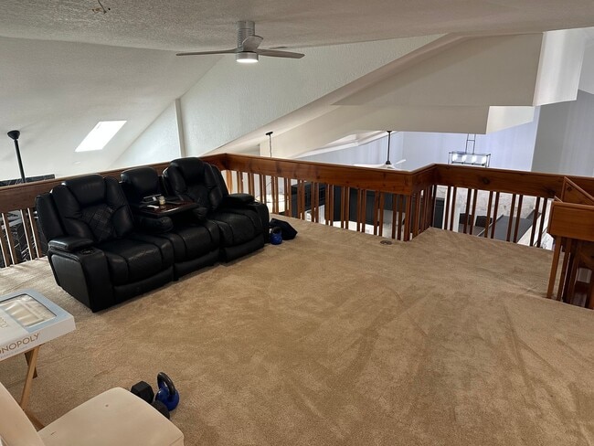 Building Photo - 4 Bedroom 3 Bathroom in Winter Haven