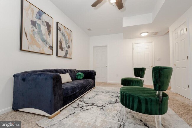 Building Photo - 103 Mummert Cir